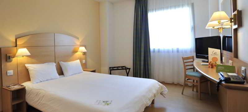 Travelodge Madrid Alcalá de Henares Екстериор снимка
