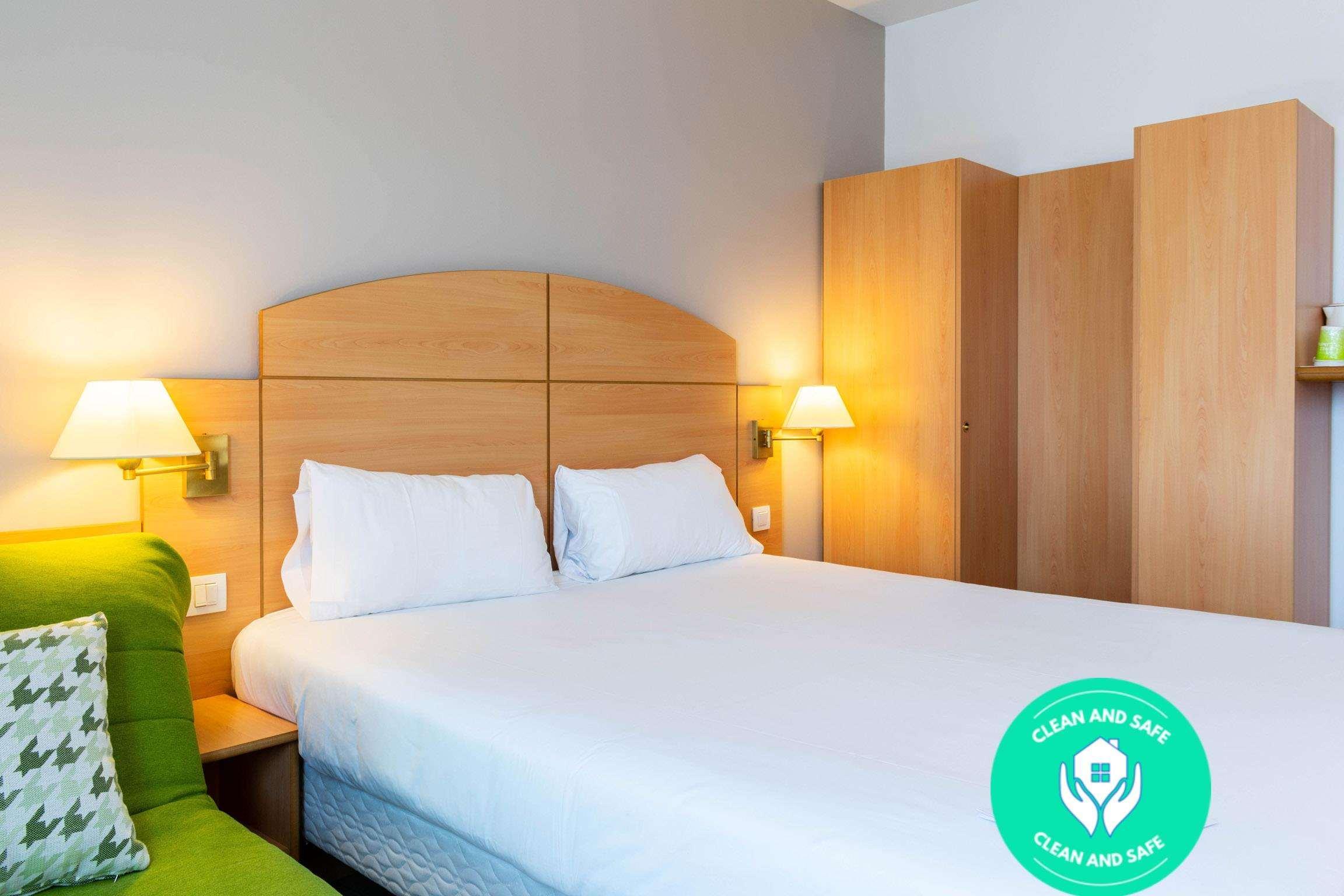 Travelodge Madrid Alcalá de Henares Екстериор снимка
