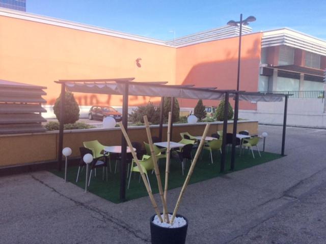Travelodge Madrid Alcalá de Henares Екстериор снимка