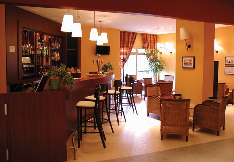 Travelodge Madrid Alcalá de Henares Екстериор снимка