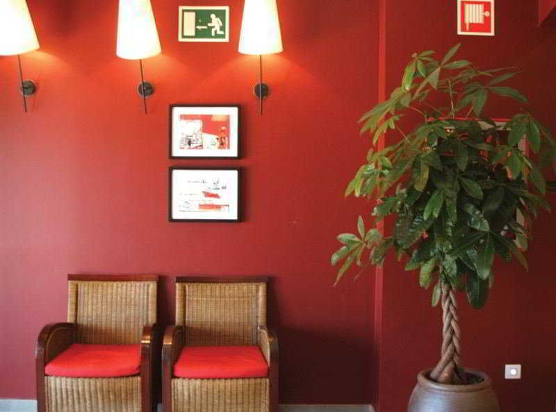 Travelodge Madrid Alcalá de Henares Екстериор снимка