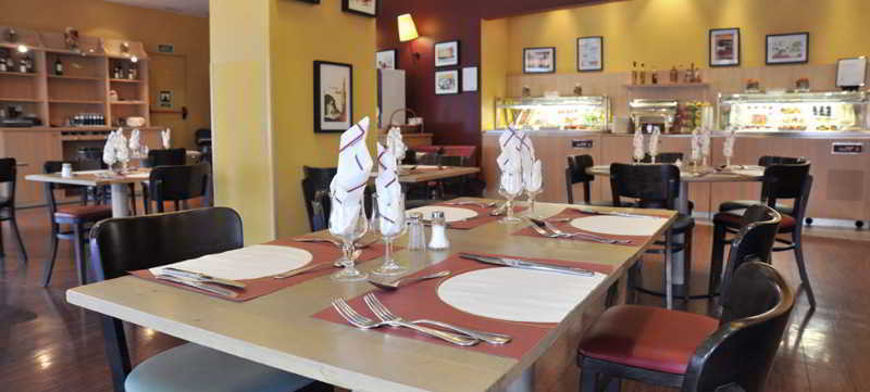 Travelodge Madrid Alcalá de Henares Екстериор снимка